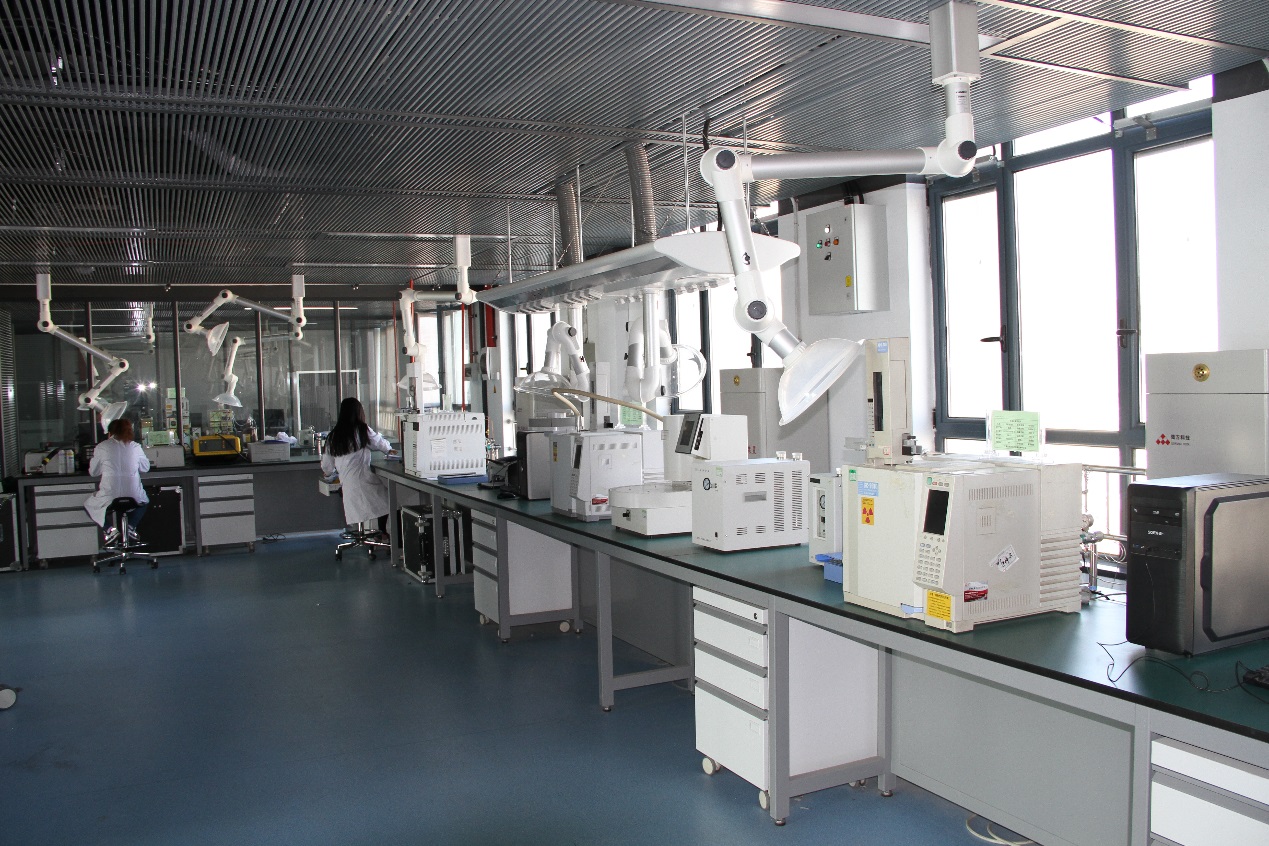 亚洲精品国偷拍自产在线观看蜜臀